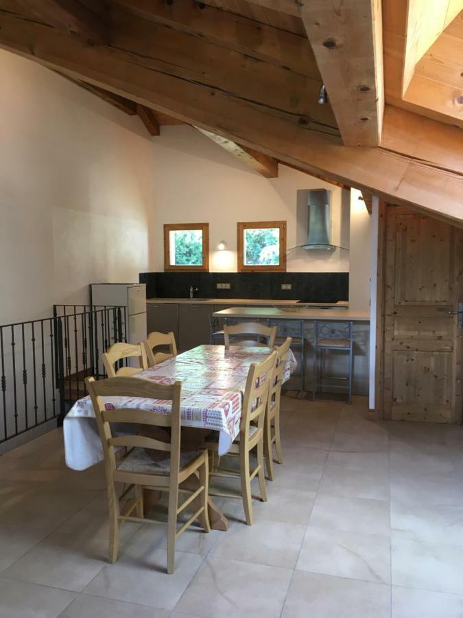 Appartement Bozel Buitenkant foto